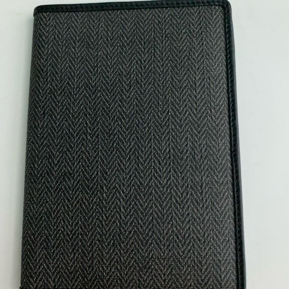 Ermenegildo Zegna | Accessories | Zegna Passport